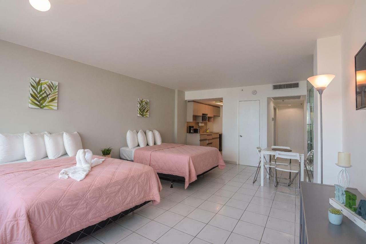 Castle Beach Suites By Vacation Media Miami Beach Luaran gambar